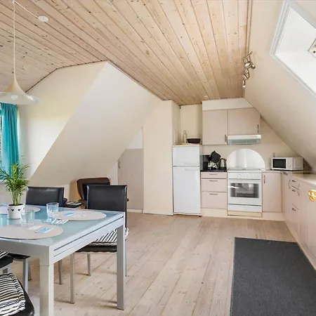 5613-allinge-bohnebakken-21-lejl-1 Διαμέρισμα *